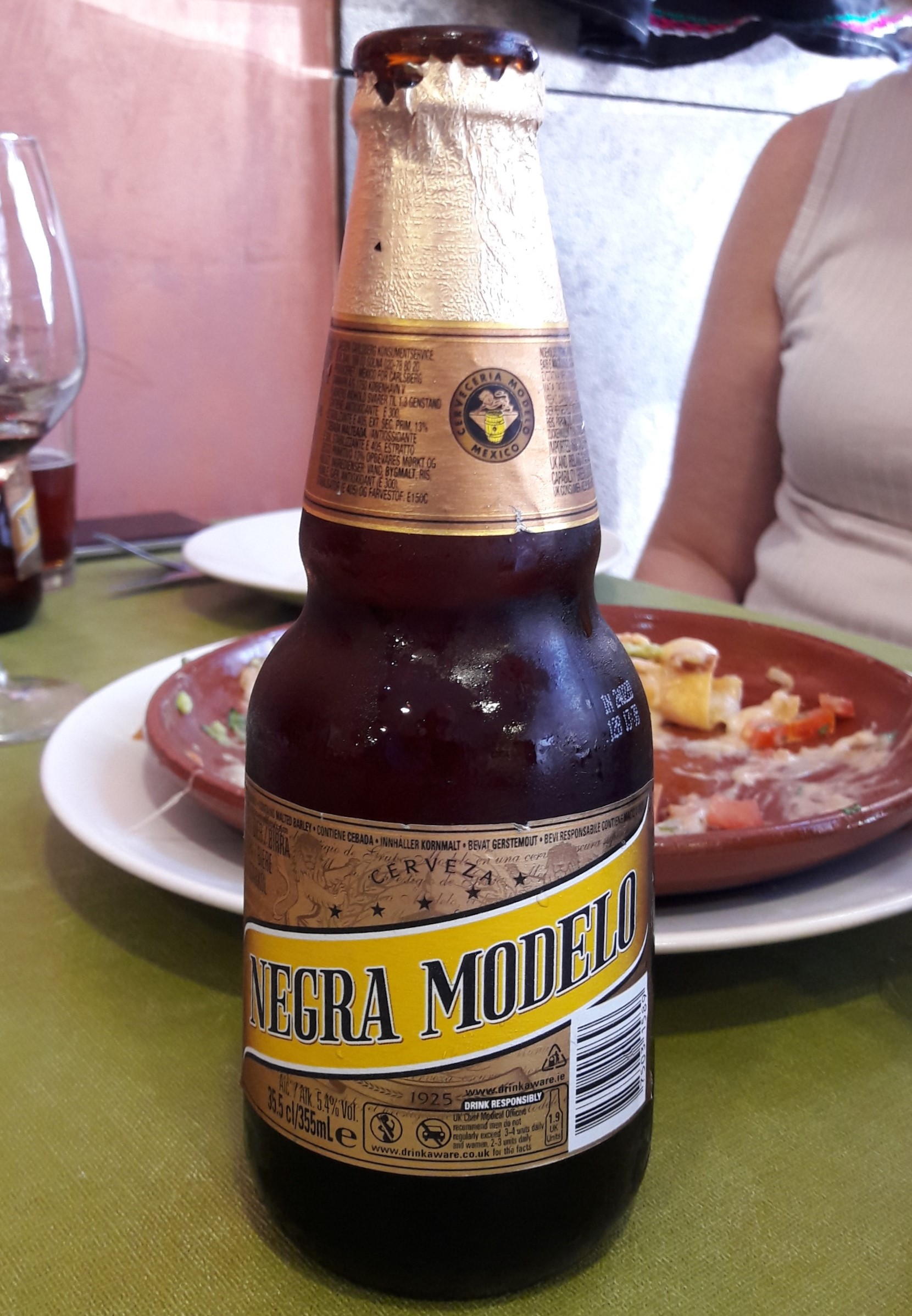 Negra Modelo - Gaudaru